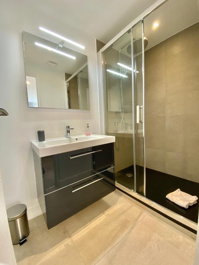 Republique Appartements Ментона Экстерьер фото