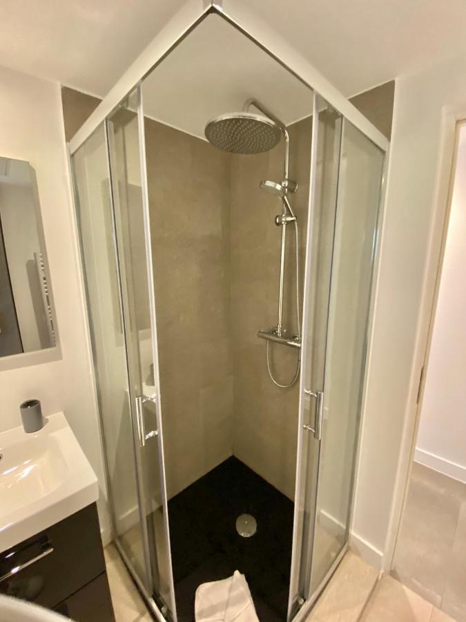 Republique Appartements Ментона Экстерьер фото