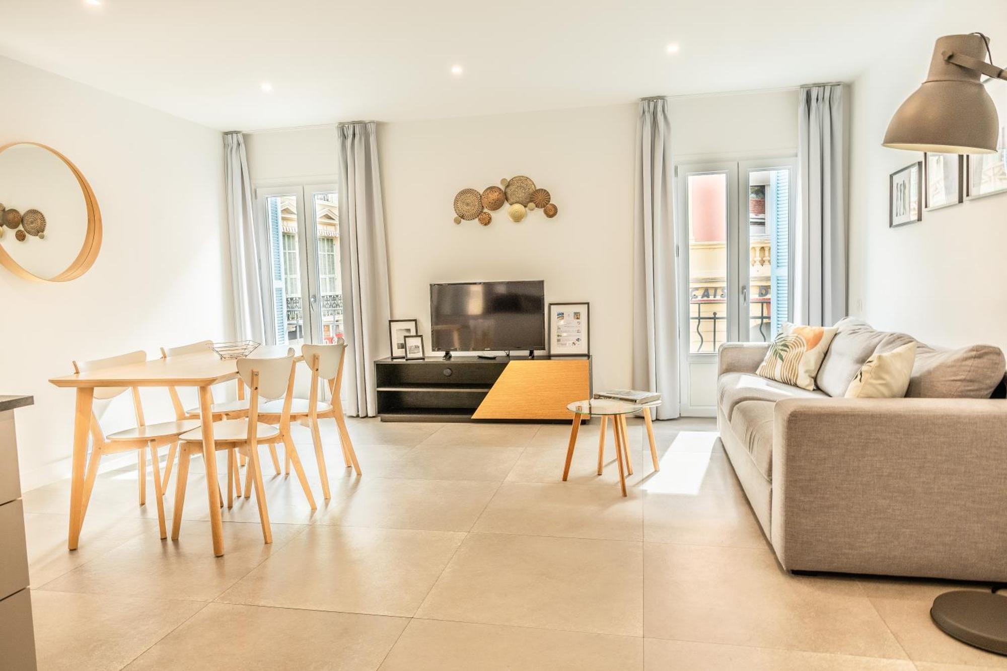 Republique Appartements Ментона Экстерьер фото